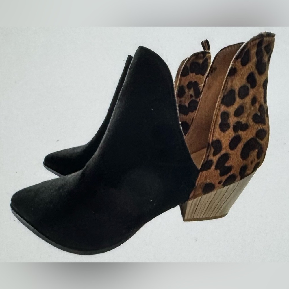 KATLUI Black Vegan Suede Leopard Boots Booties Pointed Toe Chunky Heel NEW SZ 7